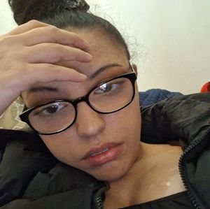 Meet your Posher, Alonna